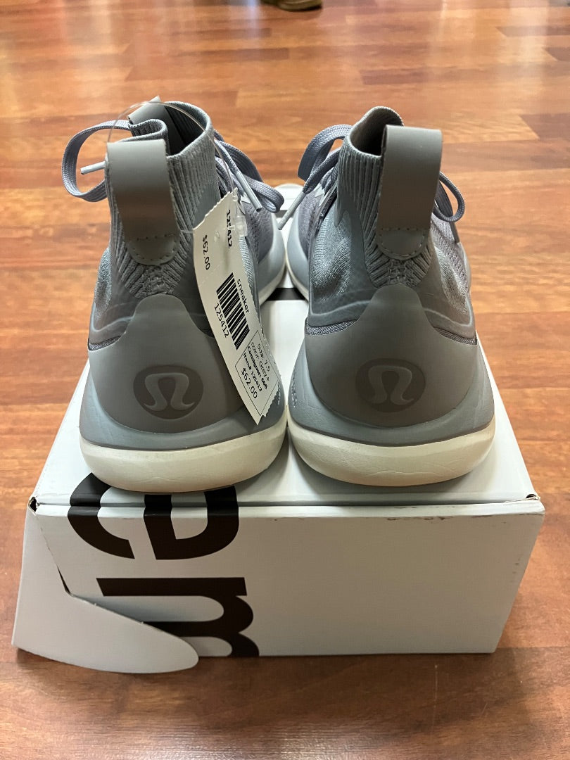 Grey+ lululemon sneaker, 7.5