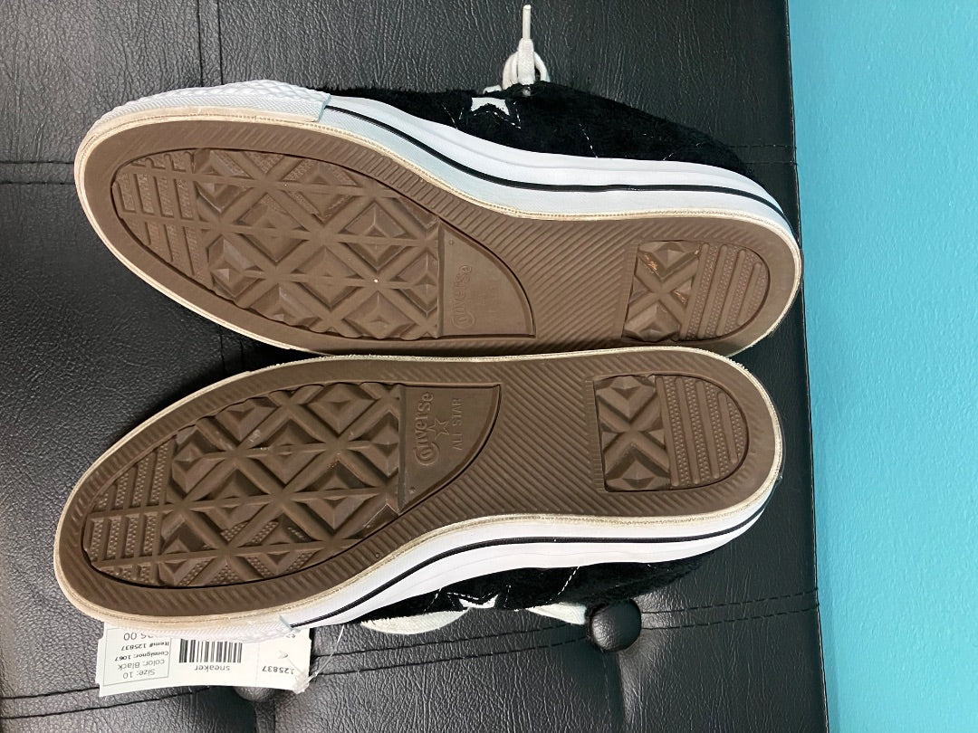 Black converse sneaker, 10