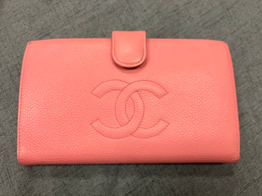 Chanel pink vintage wallet