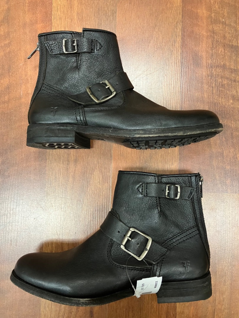 Black frye boot, 8