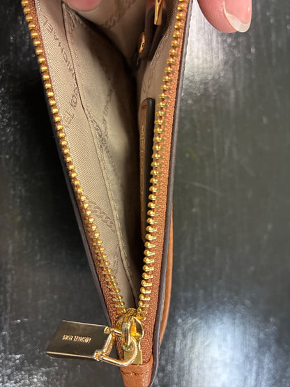 Brown michael kors wallet, XS