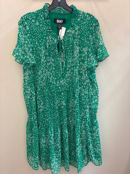 Green+ dkny dress, Large